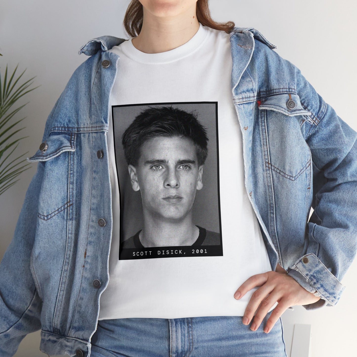 Camiseta con foto policial de un famoso de Scott Disick, 2001