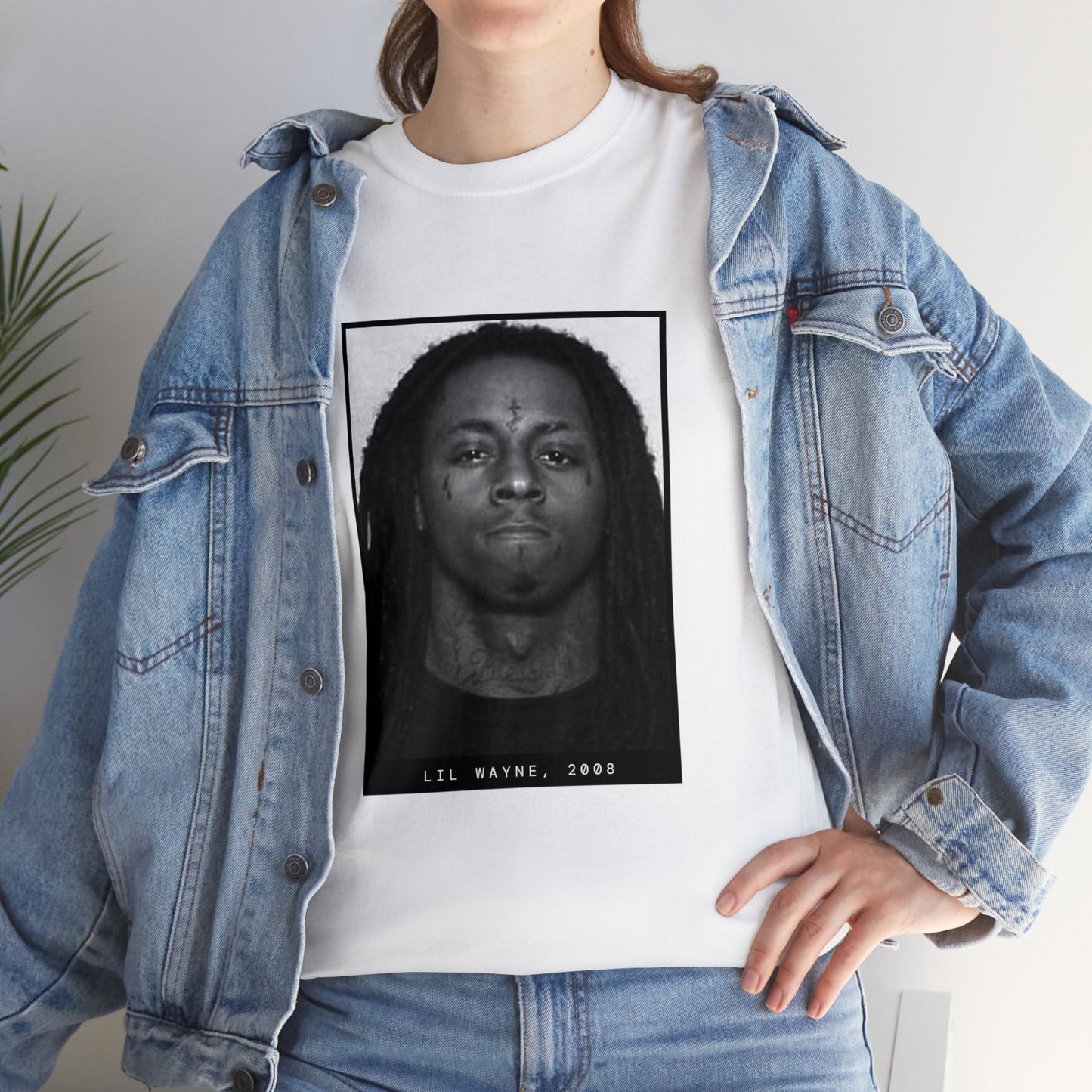 Camiseta con foto policial del rapero Lil Wayne, 2008