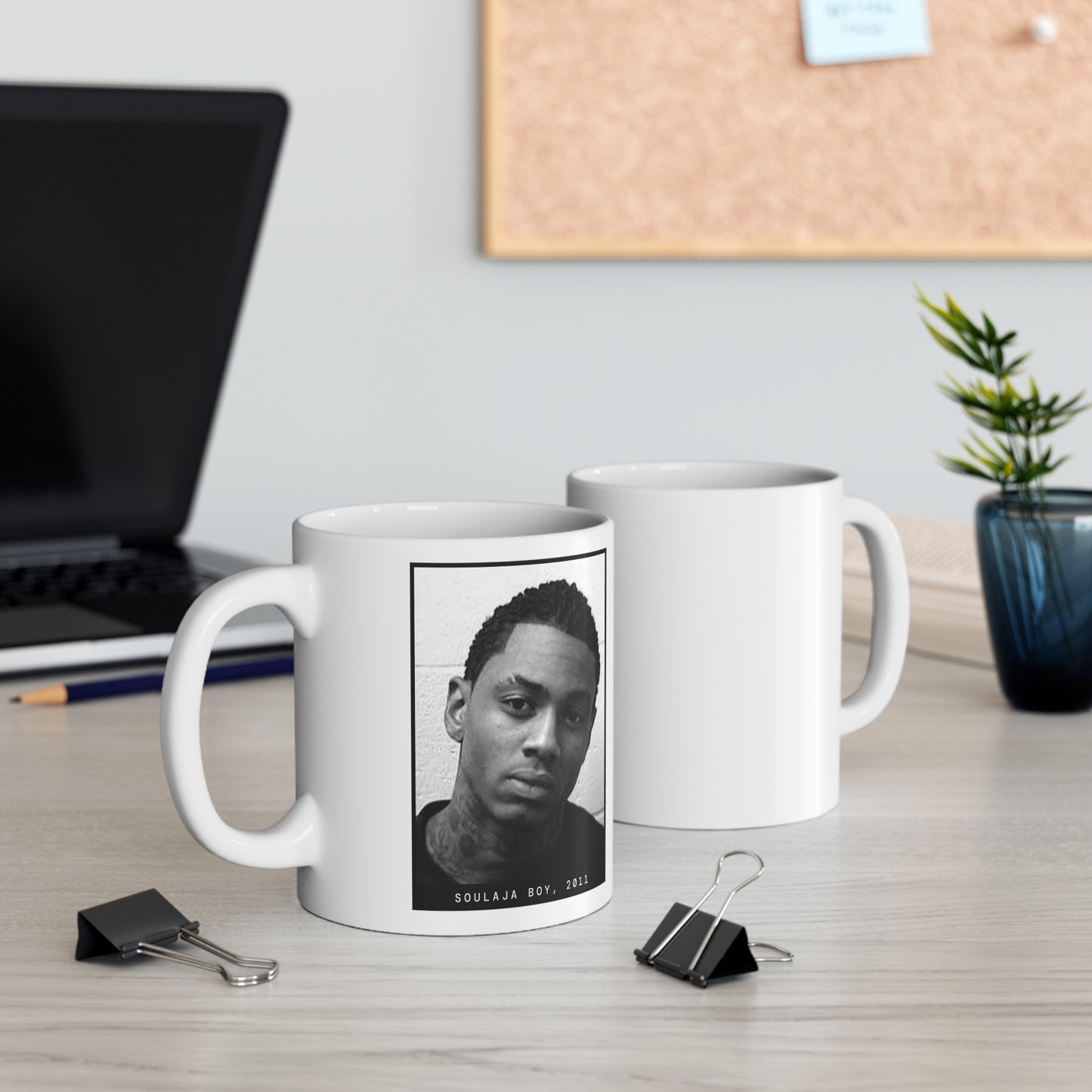 Taza con foto policial del rapero Soulja Boy, 2011