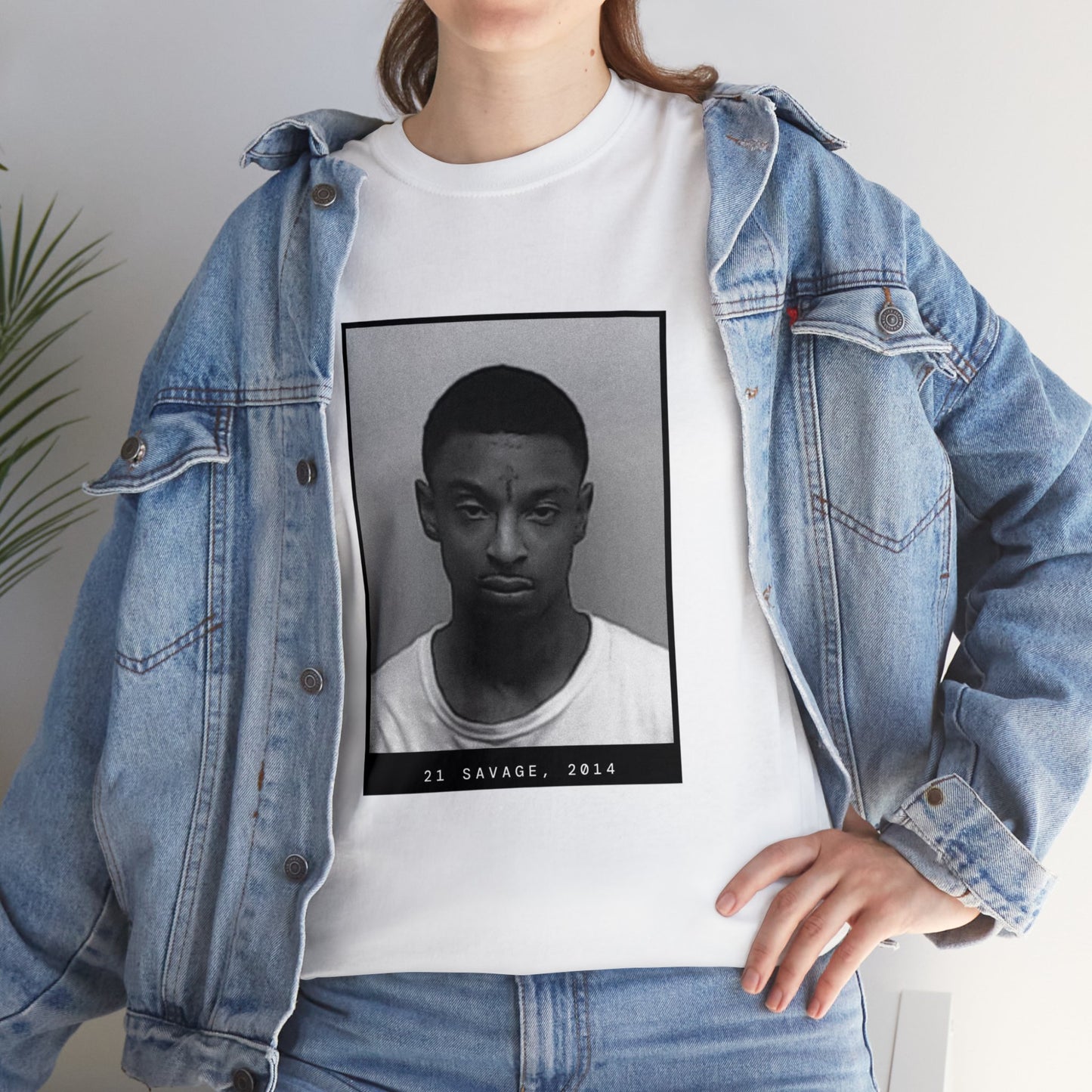 21 Savage, camiseta con foto policial del rapero de 2014