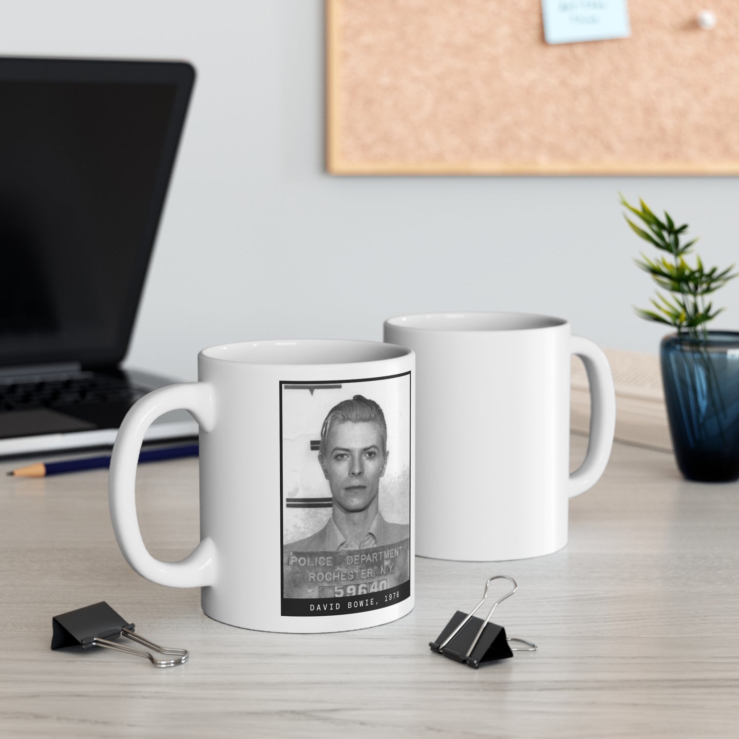 David Bowie, cantante de 1976, foto policial