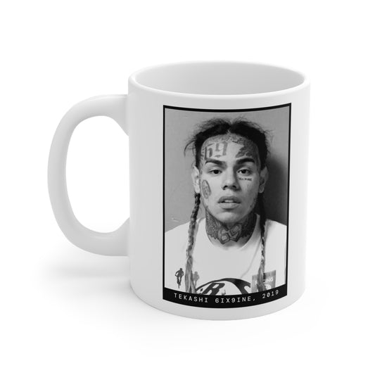 Taza con foto policial del rapero Tekashi 6ix9ine de 2019