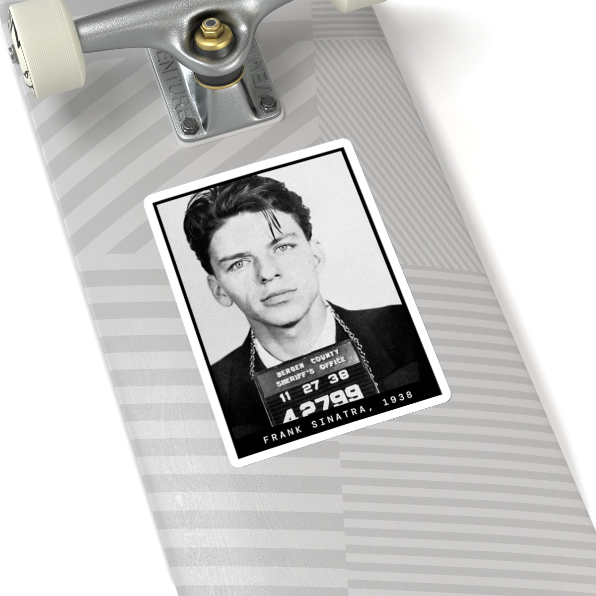 Pegatina con foto policial del cantante Frank Sinatra, 1938