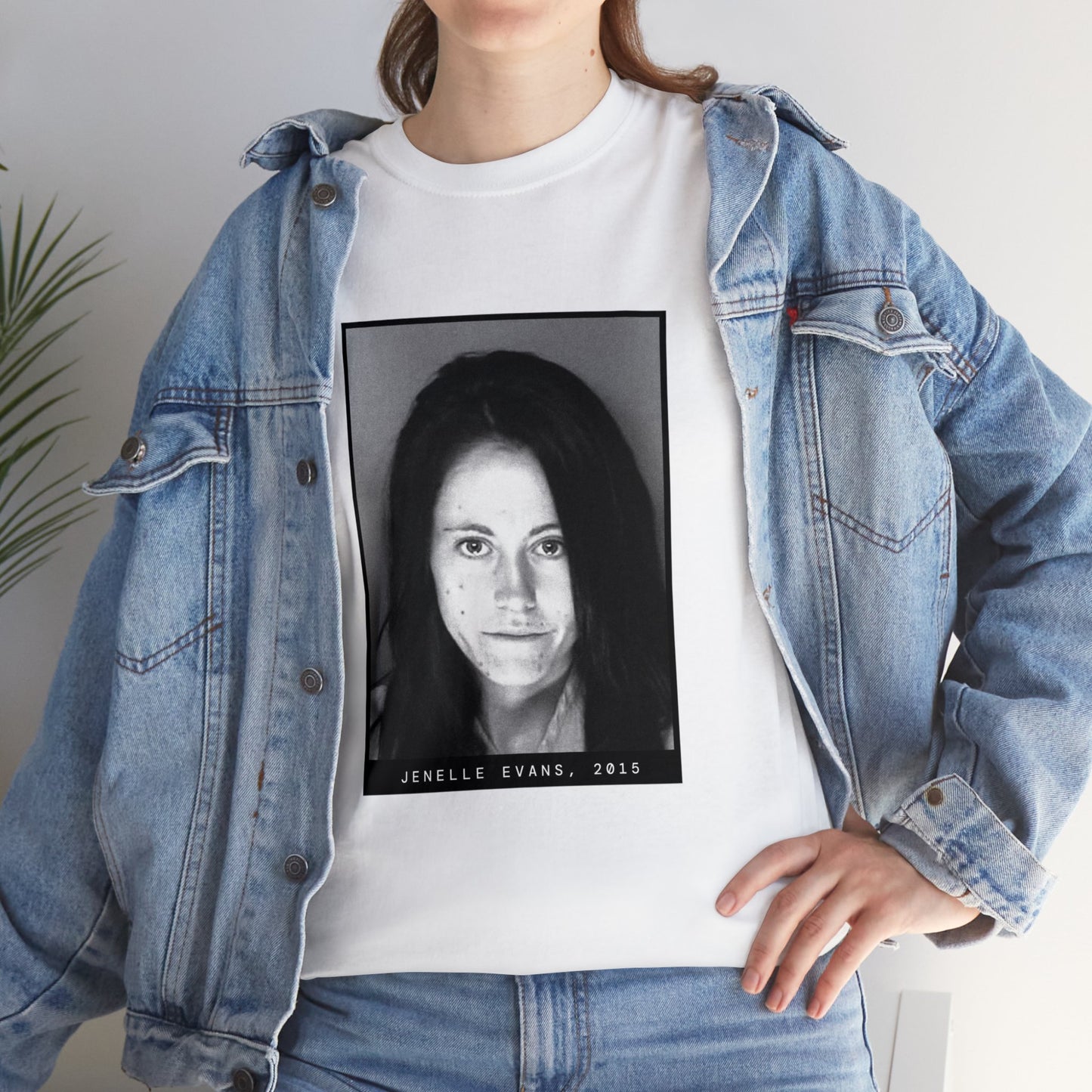 Camiseta con foto policial de una celebridad de Jenelle Evans, 2015