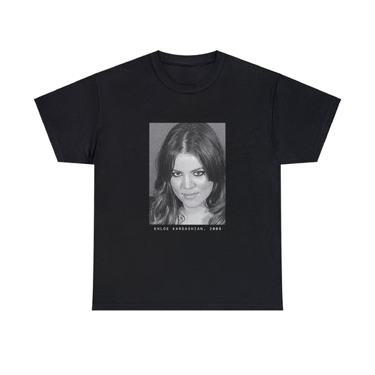 Camiseta con foto policial de Khloe Kardashian, 2008