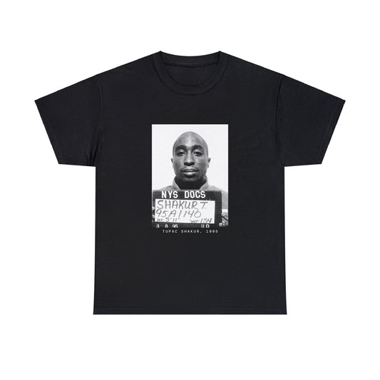 Camiseta con foto policial del rapero Tupac Shakur de 1995