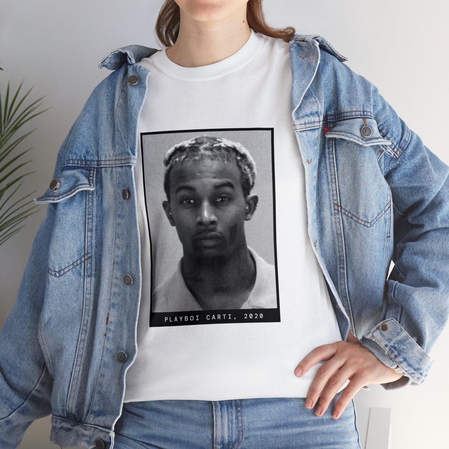 Camiseta con foto policial del rapero Playboi Carti 2020