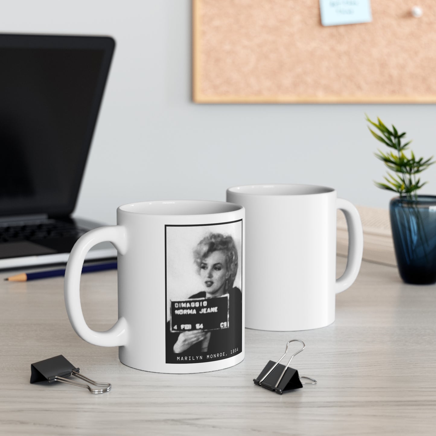 Taza con foto policial de la actriz Marilyn Manroe, 1954