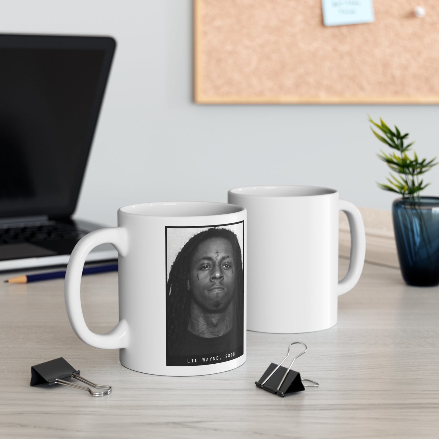 Taza con foto policial del rapero Lil Wayne, 2008