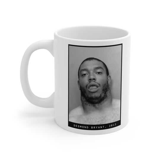 Taza con foto policial del deportista Desmond Bryant en 2013