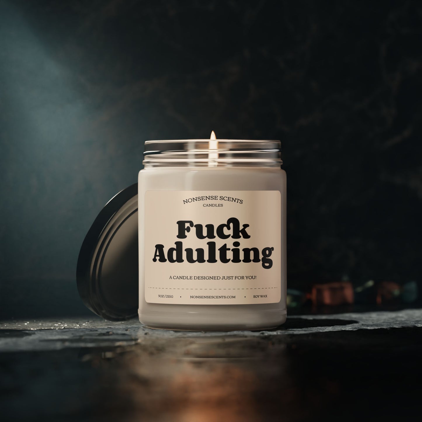 Vela perfumada con forma de broma y divertido regalo de Nonsense Scents: Fuck Adulting